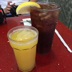 CJ's New York Style Delicatessen - Ｈ28.06.15 フレッシュオレンジジュース＆アイスティー