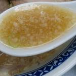 玉川大盛軒 - 塩ラーメンスープ。