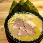 Nagahama Tonkotsu Ra-Men Ichi Banken - 贅沢辛味噌豚骨ラーメン単品　　