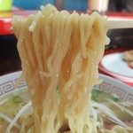 新ちゃん - 中華そば　麺リフト