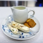 シャンペトル - サブレ
　ヌガー