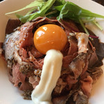 Beco2 - ローストビーフ丼 スープ付きで900.円