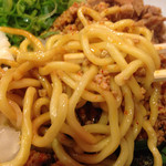 神虎 - 台湾まぜそば 麺拡大@2016/06/17