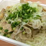 ロッキーズ カフェ - Rocky's Cafe南青山移動販売(2種類ハーフ&ハーフ(豚バラ、鶏モモ)+ネギ塩レモンダレ)