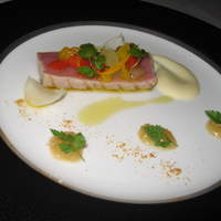 ヴェルデ辻甚 - 本マグロのグリエ　夏野菜のグレック　柑橘類の香りを乗せて