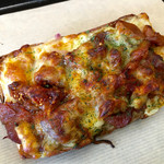 ミックスプラスベーカリー - 照り焼きチキンといちぢくのタルティーヌ ¥200