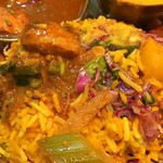 ダルバート食堂 - 混ぜ混ぜして、いただきま〜す