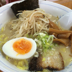 ラーメン利尻 - とんこつ塩ラーメン