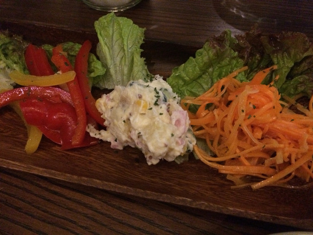 ソーセージが美味しいバル 22 00まで禁煙 チャージフリー By Kenkens Local Bar 新栄eight 新栄町 バル バール 食べログ
