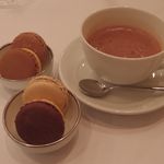 ジャンポール エヴァン - Duo（お好みマカロン2個とショコラショ1杯）