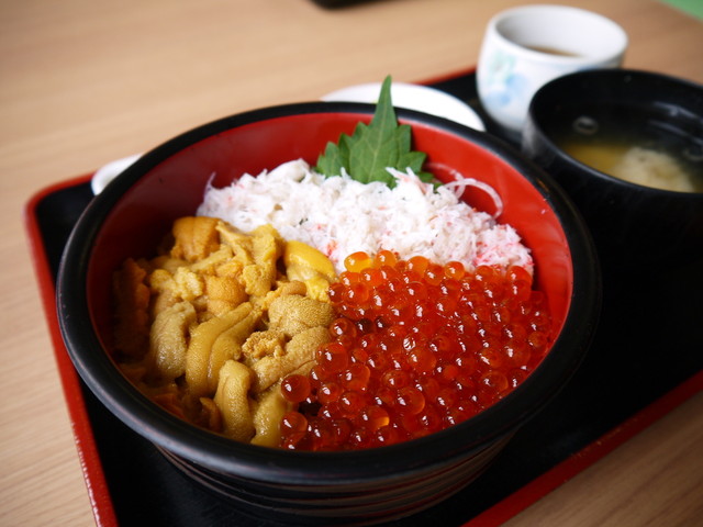 お食事処 みさき>