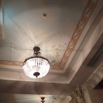 デ アドミラル - 天井はここも空