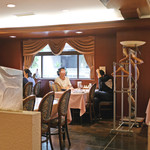 中国菜館 志苑 - アールデコ調の店内