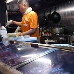 Nikugura Debu - 2016/6/17　肉を焼くデーブ大久保さんです