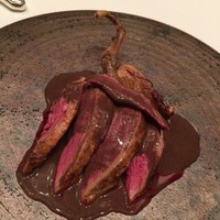 レストラン ヴァリエ -  フランス産 小鳩 ロースト ソースアルマニャック