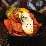 レッド ロック - 黒毛和牛ローストビーフ丼