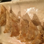 立ち吞み酒場 よかたい - 160609福岡　よかたいほろよい通り店　博多一口餃子250円