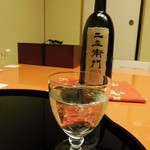 黒龍 石田屋 - 黒龍二左衛門