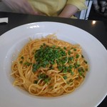 キャボロカフェ - うにと万能ねぎのスパゲッティ