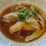 中村麺三郎商店 - 醤油らぁ麺　750円