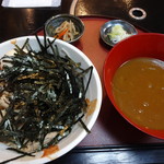 桜そば - カレー豚盛りそば\800(16-06)