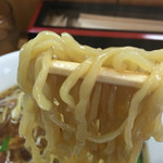 Shin Hamatei - 少し凸凹した縮れ麺はしっかりとした歯ごたえ!!凄く美味しい!!