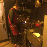 トロス スペイン グリルバル - マスター作業中