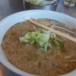 ラーメンの店 ホープ軒 - 並700円。長ねぎトッピング自由。