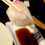 鞍馬口 寿星 - 新鮮な鯛の刺身
      2016.06訪問時