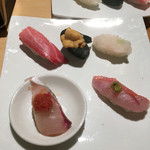たつ郎寿司 - テーブルでのコース2皿目