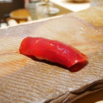 鮨 さいとう - 本鮪赤身ヅケ