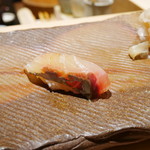 鮨 さいとう - 縞鯵ヅケ