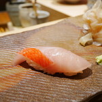 鮨 さいとう - 金目鯛昆布〆