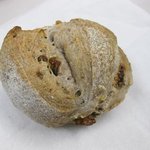 粉花 - くるみいちじく　280円