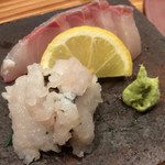 さとう - 刺身盛り合わせ シマアジと炙った鱧 680円