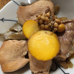 大甚 - 鶏肉とキンカン煮たもの