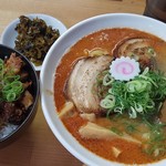 麺屋 じすり - 全体像