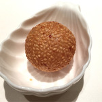 広東料理 台場 楼蘭 - ごま団子あん入り