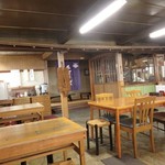 かく長 - 店内