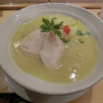 鶏白湯SOBA大盛り1050円