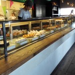 キャトル エピス 静岡店 - 売切れ寸前！