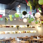 キャトル エピス 静岡店 - 店内