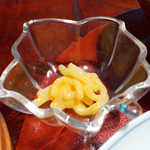 常盤館 - 酒盗和え。日本酒を誘う一品、こんにゃくがイカの代わりを務めます