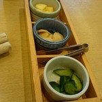 とんQ  - 漬け物(お代わり無料)