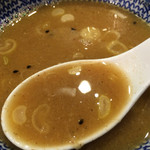 六厘舎 TOKYO - 締めはスープ割り♪
      ゆず入れますか〜？
      いいえ♪