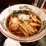 全力油そば 大吉 - 醤油ラーメンにメンマ！