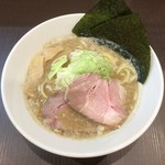 麺屋りゅう - 背脂煮干しそば（鯵煮干しベース）