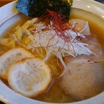 地鶏らーめん 秋津 - 鶏醤ラーメン(味玉子追加)