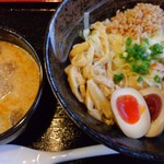 地鶏らーめん 秋津 - 夏季限定　冷や汁つけ麺1(味玉子追加)