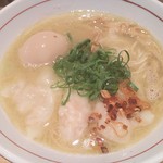 海老ワンタン白湯そば(味玉トッピング)